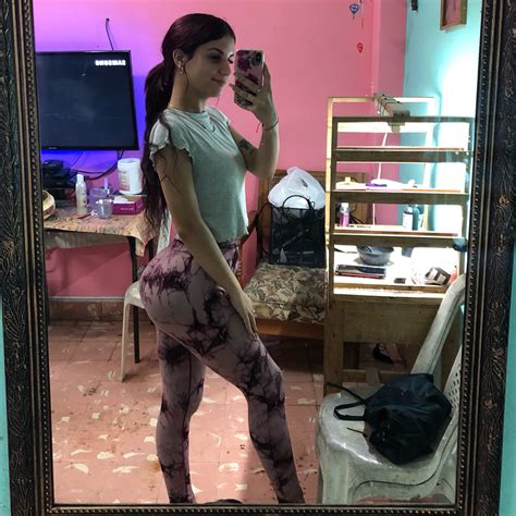 emy 🎀 (@emy.santtt) • Instagram photos and videos