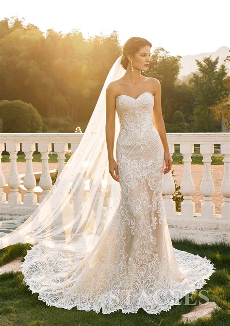 Should you wear a necklace with a strapless wedding dress 60 photos