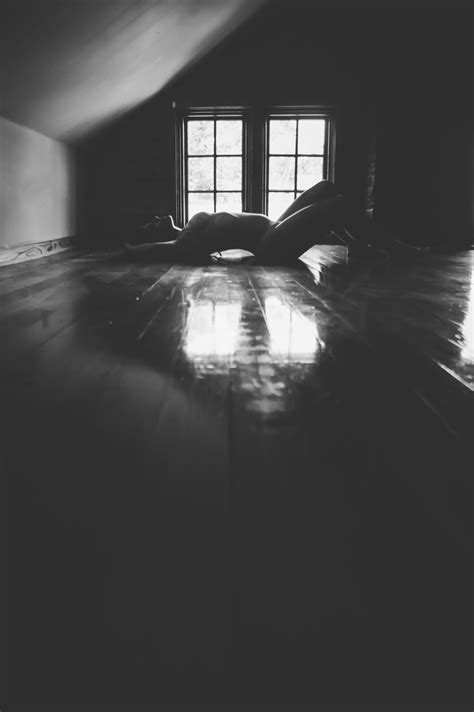 Pensacola Boudoir Photographer-1 | The Exquisite Sessions | Pensacola