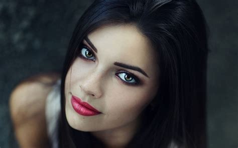Pretty Faces Wallpapers (59+ images)