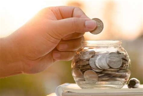 simple strategies  saving money  reach financial goals