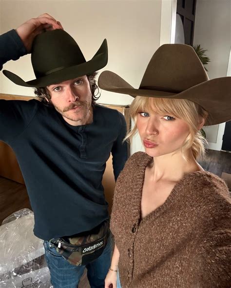 Kris Collins Boyfriend Caleb Phelps: New Chapter - Perfectley