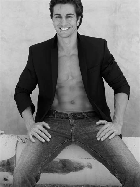 esteticmen 3: Lee Kholafai