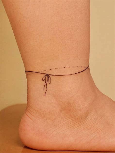 simple necklace tattoos for females 3