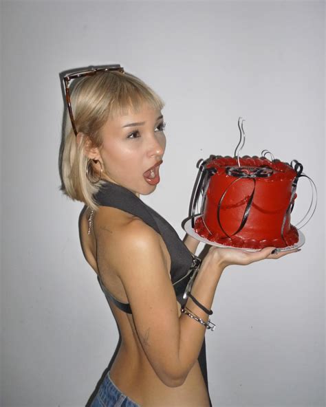 Maya👼🏻 (@maya.sofiaa) • Instagram photos and videos