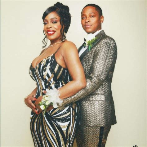 Niecy Nash makes wife Jessica Betts' prom 'dreams come true': See the