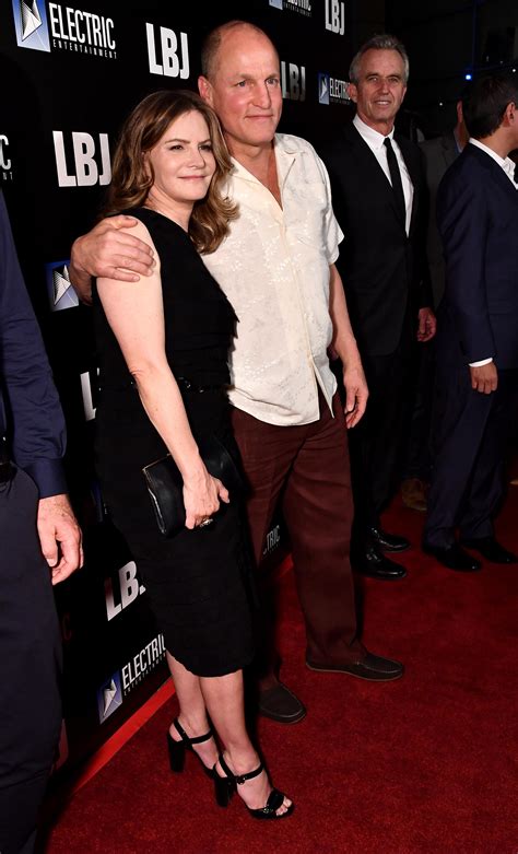 Jennifer Jason Leigh's feet