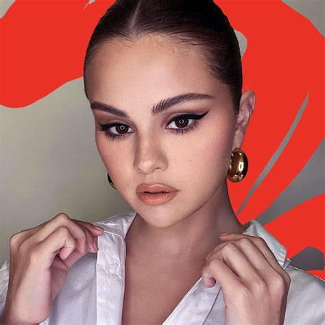 selena gomez weight gain lupus sufferer shuts  body shamers