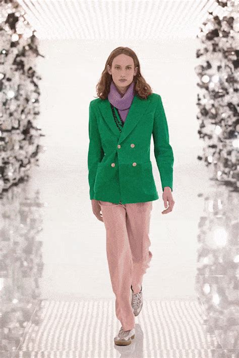 gucci fall   runway magazine official