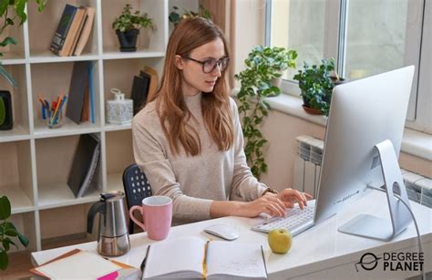 finance  good career path