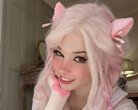 The Rose Hart OnlyFans Phenomenon: A Critical Analysis - c7lh9cm