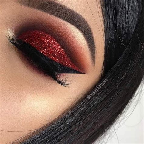 Red Glitter Eye Makeup | Red eyeshadow makeup, Mauve makeup, Prom eye ...