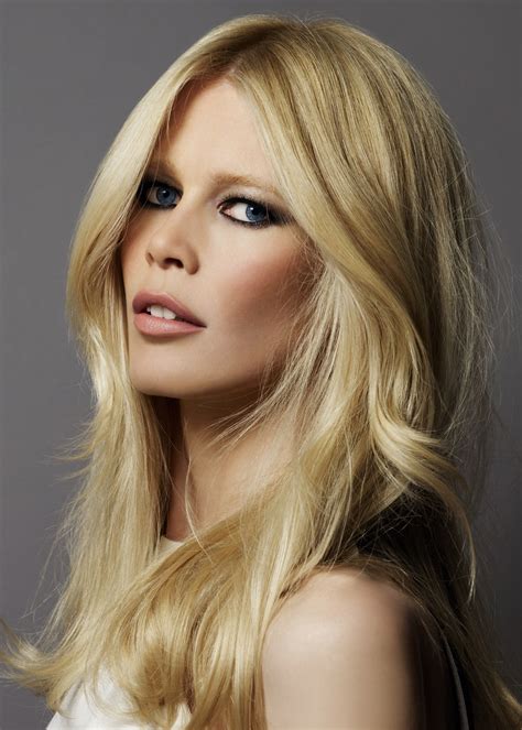 Fondo De Pantalla De Claudia Schiffer 5.838 Claudia Schiffer 90s Stock