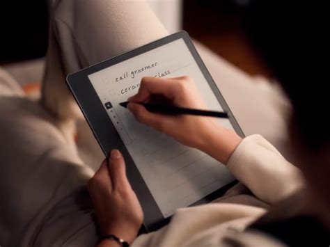 Amazon Kindle Scribe Gives Users That Pen Meets Paper Experience | SPY