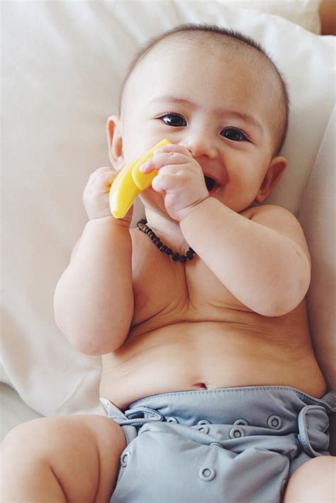 TEETHING TIPS — a blog by Yasmin Dar