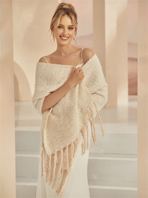 Knitted wedding shawl 60 photos - Vianawedding.com
