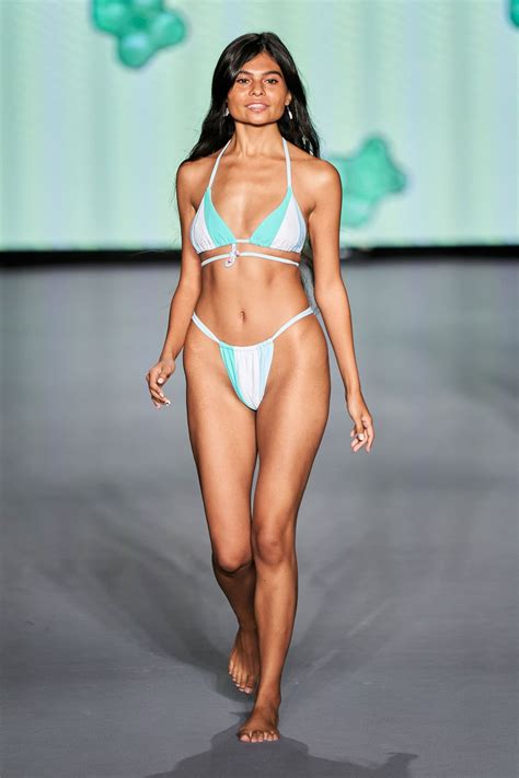 Mery Playa Spring 2022 Swimwear Fashion Show | The Impression