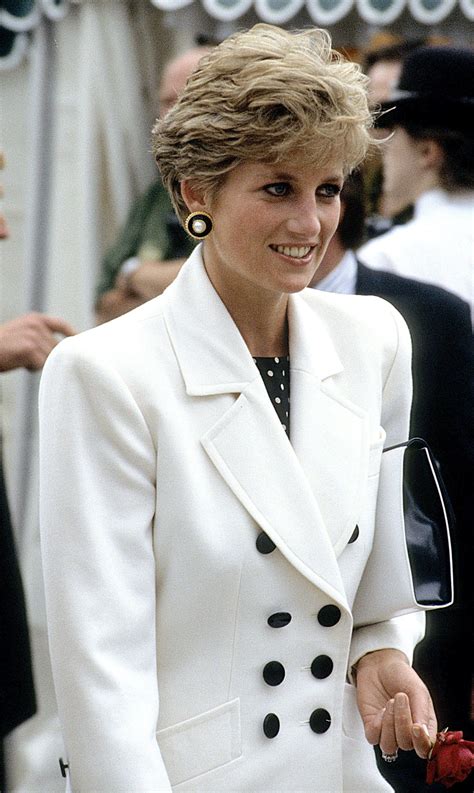A Visual Appreciation of Princess Diana's Style Icon Status | Princess