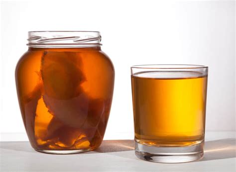 Kombucha: 3 Tipps zur Zubereitung & 8 Wirkungen des Superfoods