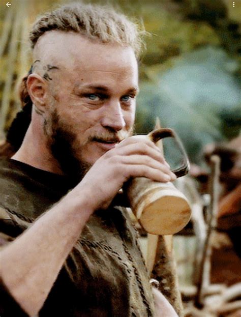 Создать мем "best gif, lagertha lothbrok, викинги рагнар лодброк актер ...