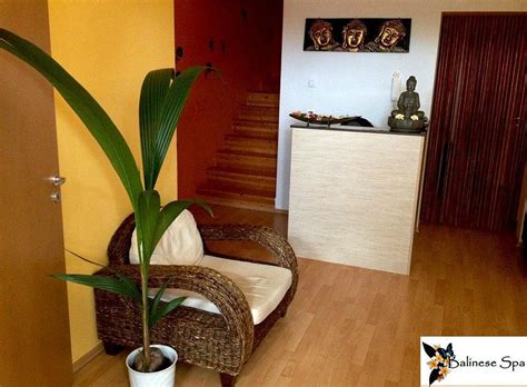 vecses    attractions