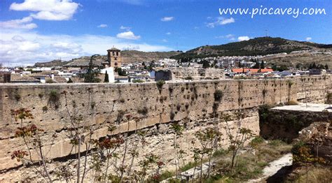 History of Granada - The Old City Wall, Albaicin ⋆ Piccavey