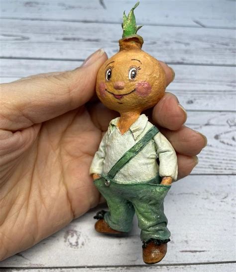 Чиполино. Ёлочная игрушка, ватное папье-маше | Самодельные елочные ...