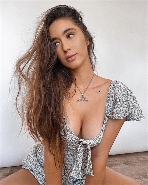 Lovely : r/NatalieRoush