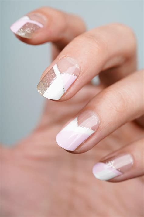 Geometric French Nails - SHTOLIDA