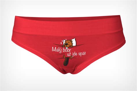 Malý bobr - červené kalhotky | Bastard.cz