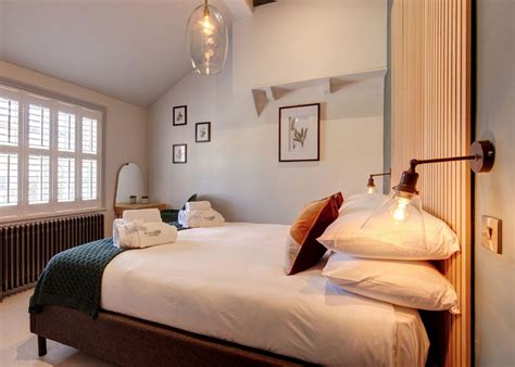The Railway Hotel Norfolk | Hotels Near Golf Courses