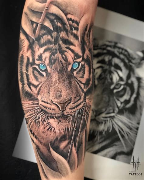 Realistic Tiger Tattoo | Tatoeages