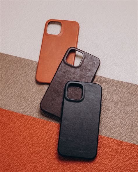 Protect Your iPhone with Stylish Leather Cases