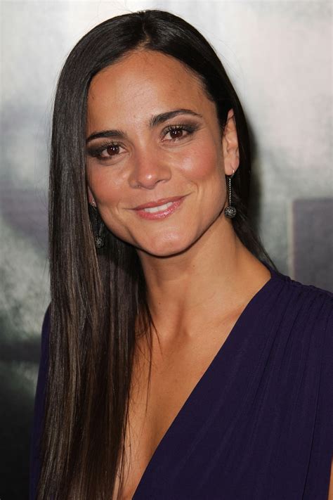 Alice Braga