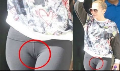 Celebrity Yoga Pants Fails - Buzz Info