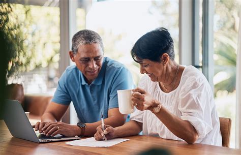 Social security recipients debate the new october 2025 direct deposit 36