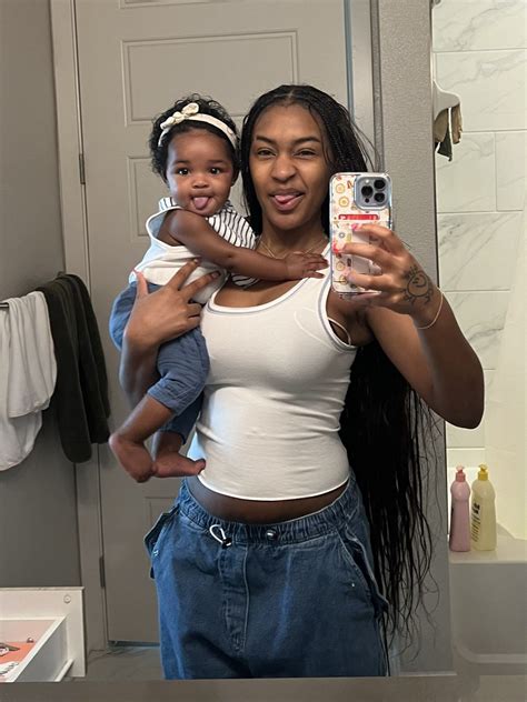 Pin by saintlauren on Pins by you | Mommy and baby pictures, Mommy