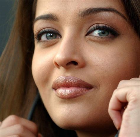 Aishwarya Rai Heute, Aishwarya Rai Bachchan Bollywood Star Und Tochter ...