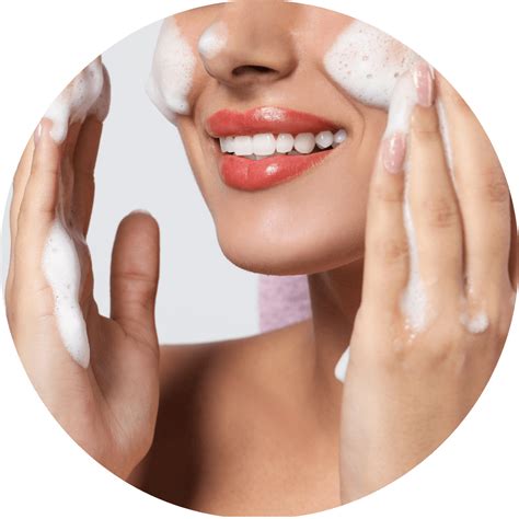 Best Skincare 2024, Facial Cleanser, Sensitive Skin Cleanser