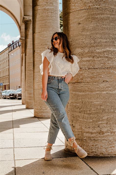 ootd fashion outfit    photo  pixabay