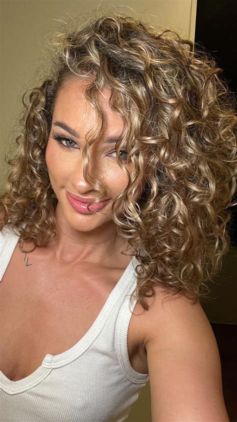 Lauren Wood Instagram Hoe