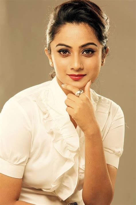 namitha pramod hot  pics  images hd wallpapers