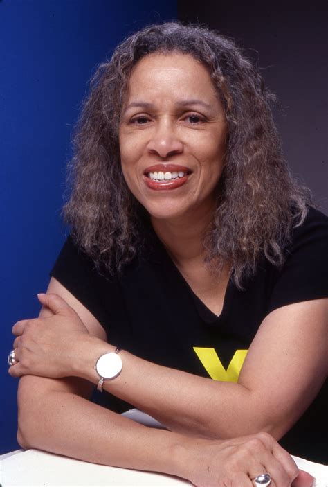 Emma Amos - New Georgia Encyclopedia