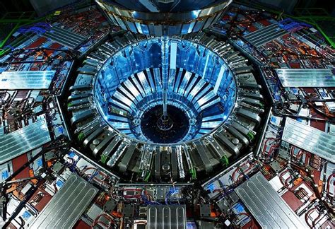 ЦЕРН: Вселенной не должно существовать - RW Space