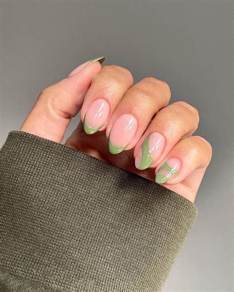 12 Gel-Nail Designs That Are Big News In Salons This Year | Who What Wear