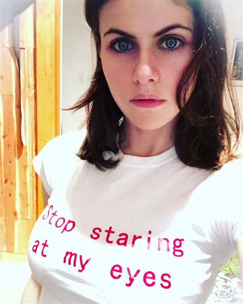 Those eyes! (Alexandra Daddario) : r/pics