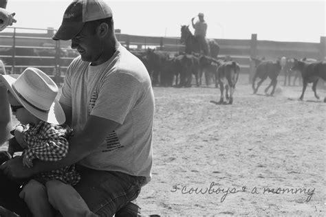 3 Cowboys and a mommy: Cattle Branding