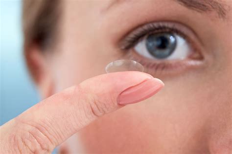 Lente De Contato Com Astigmatismo E Miopia - Lente de contato para miopia e astigmatismo: entenda mais