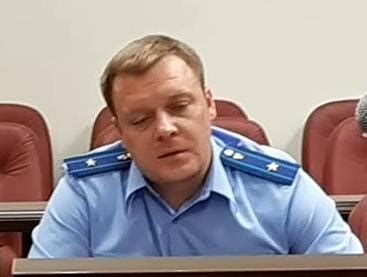 Это прокурор прокуратуры Краснодарского краевого суда – БАРЗЕНЦОВ К.В ...