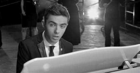 The Wanted 'Show Me Love (America)' by Frank Borin | Videos | Promonews